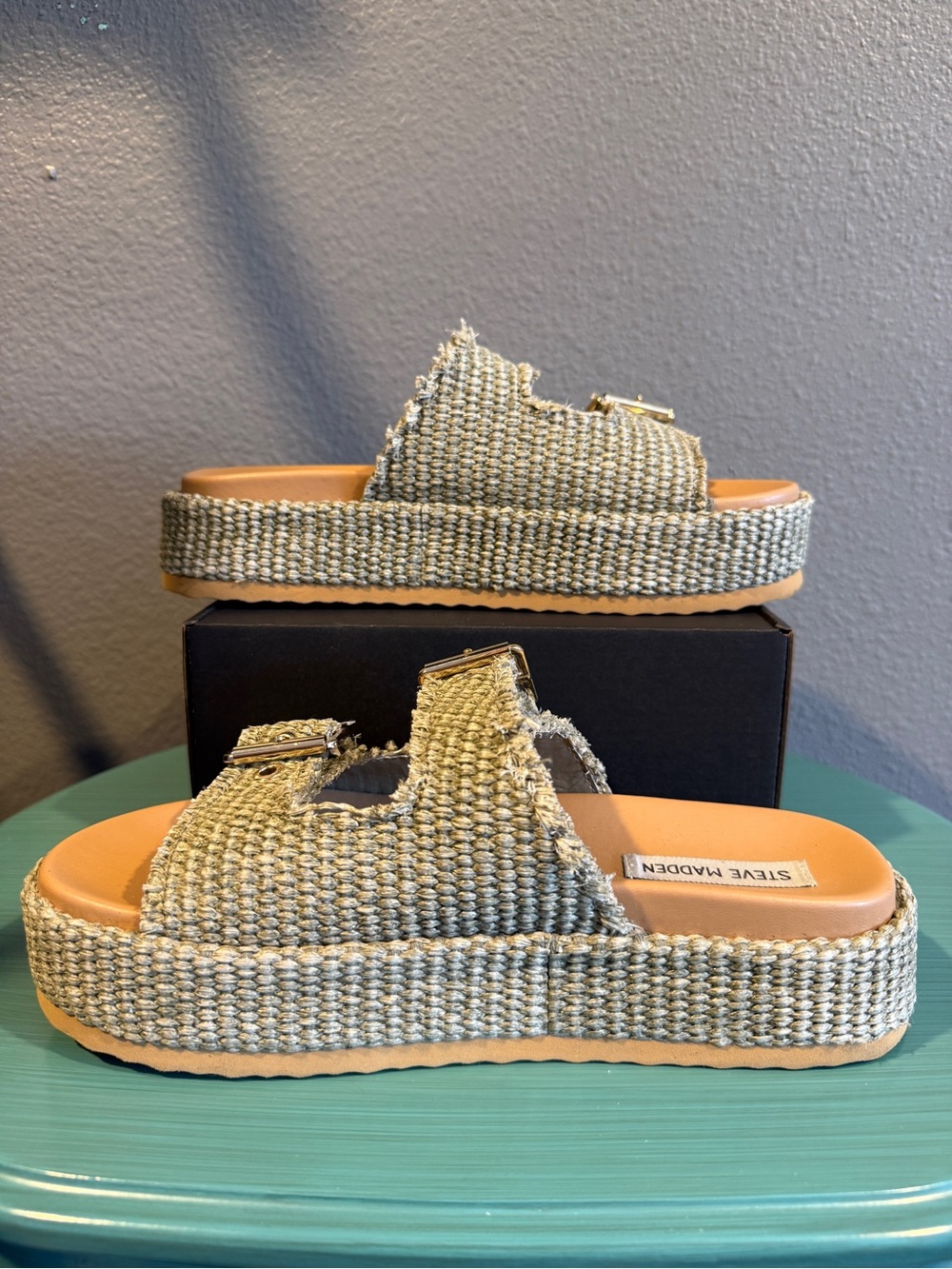 Steve Madden Kerrigan Sz 8.5 Raffia Dual-Buckle Platform Slides Olive | GUC